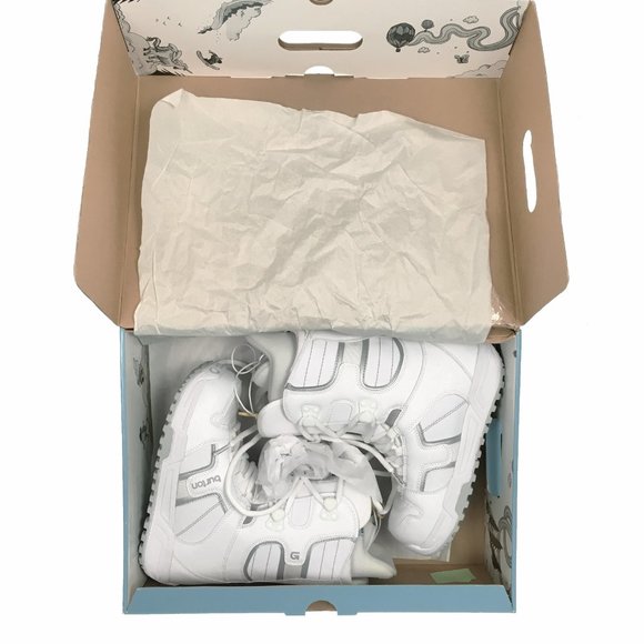 NEW! Burton Coco Womens Snowboard Boots!  White Size 4 or 6 (Euro 34 or 36.5) - Picture 1 of 2